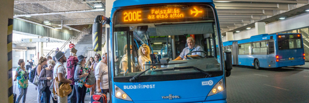 200E autóbusz a Budapest Liszt Ferenc Nemzetközi Repülőtéren