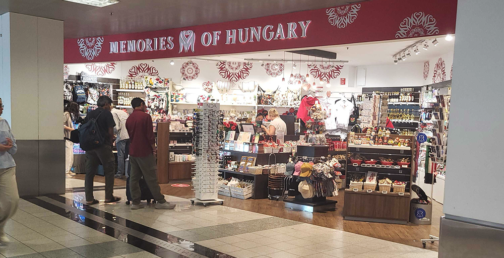 Memories of Hungary Terminal 2B üzlet a Budapest Liszt Ferenc Nemzetközi Repülőtéren